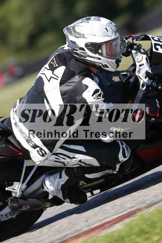 /43 08.08.2025 Discover the Bike ADR/Race 3 rot/360